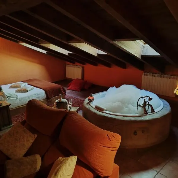 El Planeta Escondido, hotel v destinaci Losana de Pirón