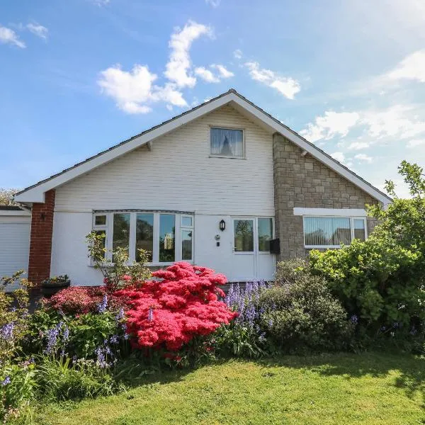 24 Dolithel, hotel in Tywyn
