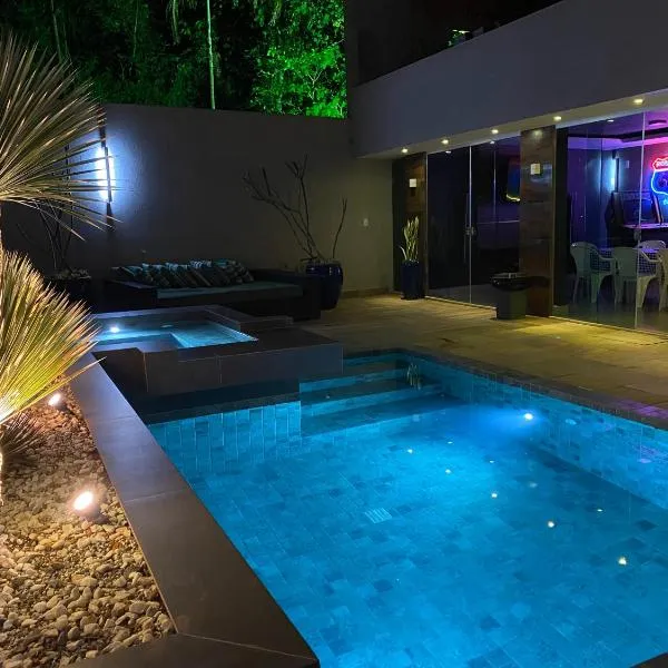 Casa com Piscina no bairro João VI, Muriaé-MG, hotel v destinaci Muriaé