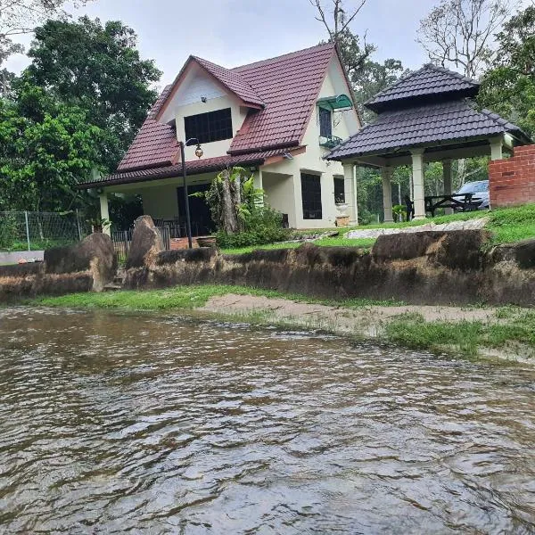 Teratak D Tuntung, Hulu Langat, khách sạn ở Kampong Mesjid