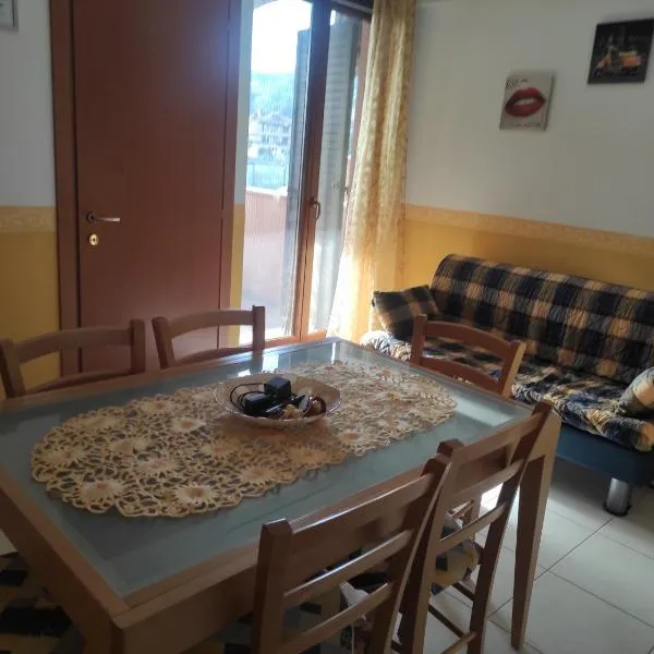 Appartamento mare casa vacanze Dany's, hotel Pedasóban