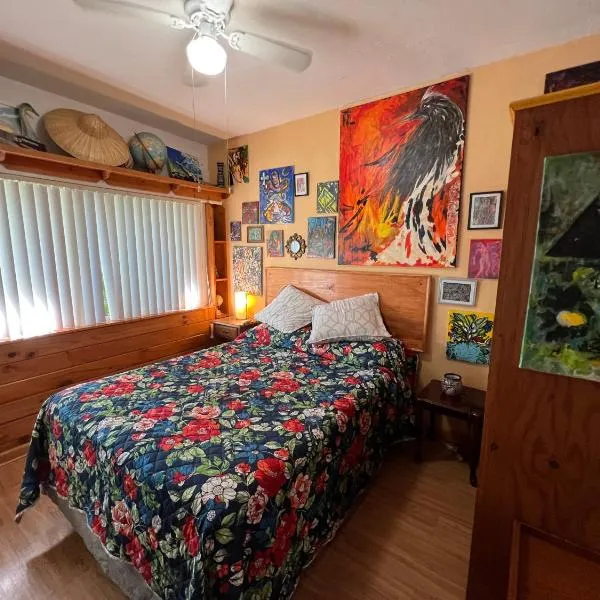 Miami Bungalow Oasis near Everglades & The Keys, hotell i Cutler Bay