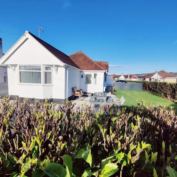 Coastal Bungalow, hotel in Prestatyn