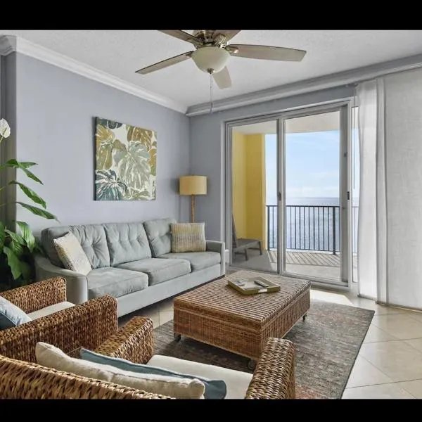Beautiful Beachfront Views - The Retreat at Emerald Isle, hotel in Panama City Beach