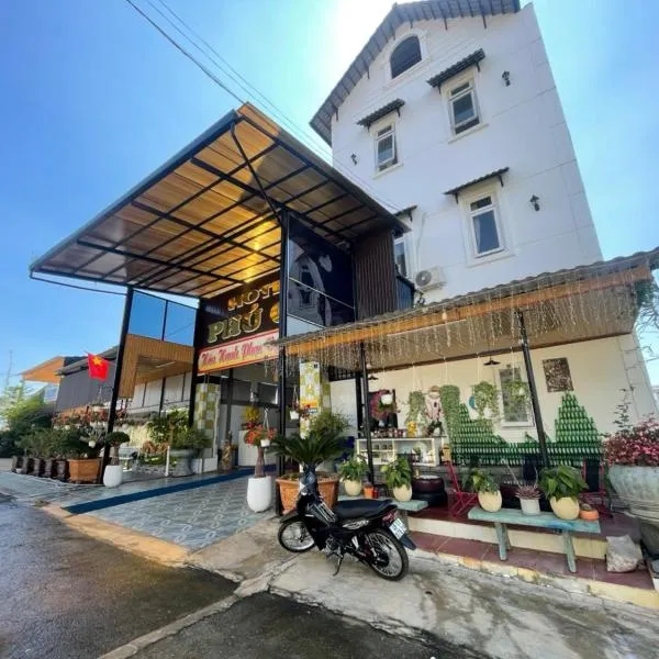 Phú Gia Hotel Bảo Lộc، فندق في باو لوك