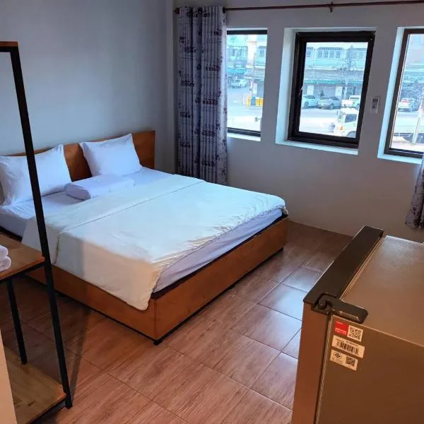 โรงแรมควีนส์ (Queen), hotel in Ban Tha Kham