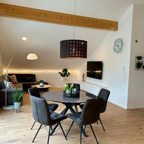 Allgäu Zimmer LeAndi, hotel v destinaci Memmingen