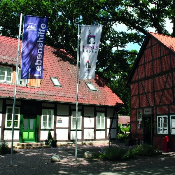 Hotel Am Kloster, hotel in Bröckel