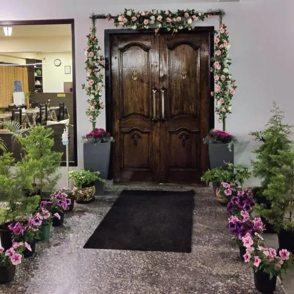 The Arbour Inn, hotel v destinaci Šillong