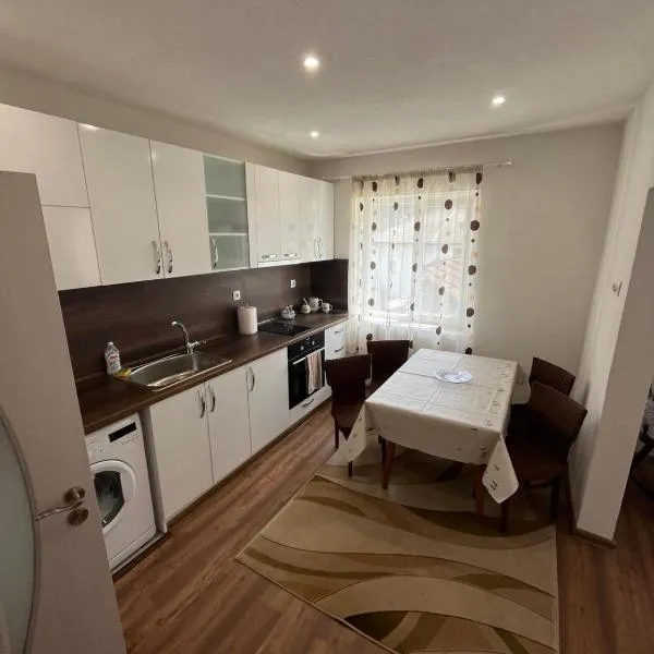 Къща за гости Горски рай, hotel em Smilyan