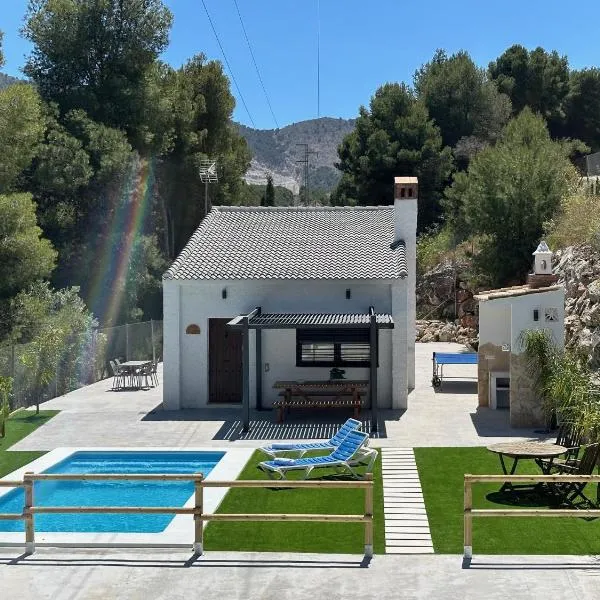 La Casona del Pinar Swiming Pool, khách sạn ở Alhaurín de la Torre