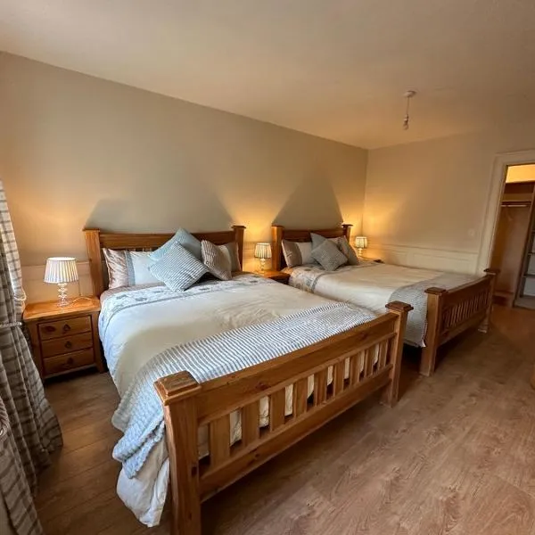 'Emily' Deluxe Family Room, hotel v destinaci Foxford