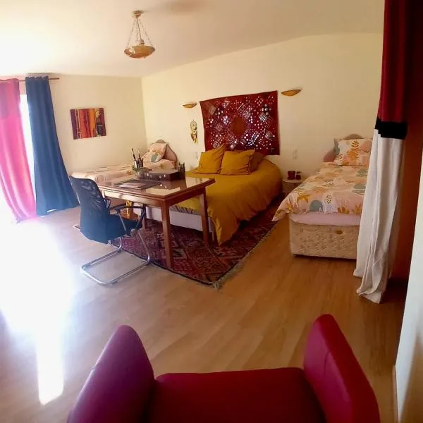 la maison d'hôtes des Charentes, hotel v destinaci Les Touches-de-Périgny
