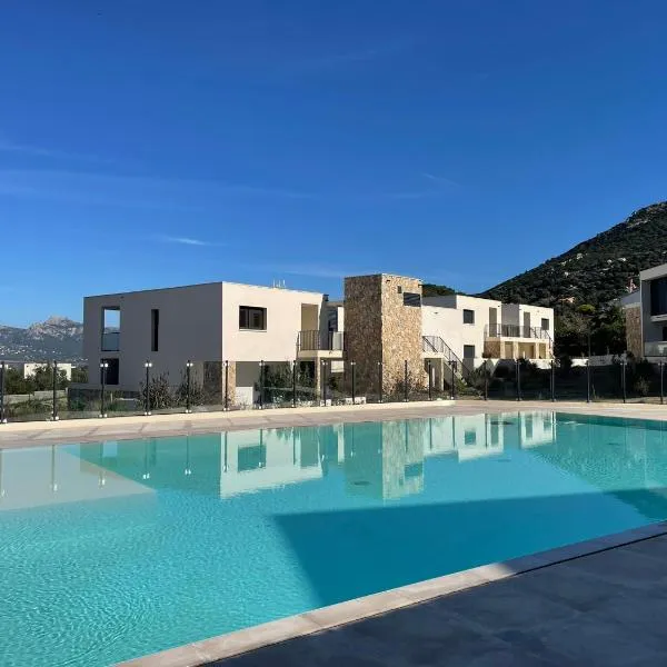 T2 dans une résidence neuve avec piscine, khách sạn ở Calvi