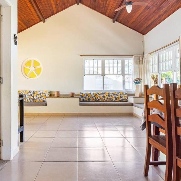 Casa 4 quartos, 2 suítes, piscina e acessibilidade - Frente para a lagoa - Foto 2