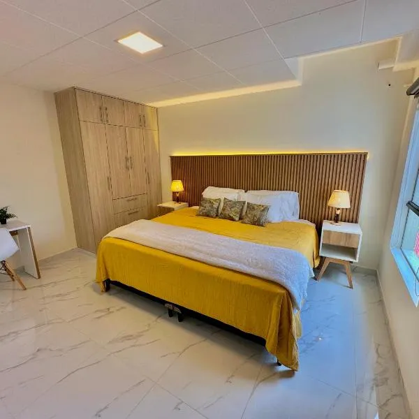 Andaluz Downtown Suite, hotel in Tarija
