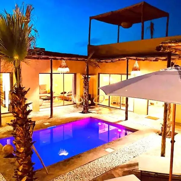 Superbe Villa piscine chauffée bali Marrakech, hotel v Marrákéši