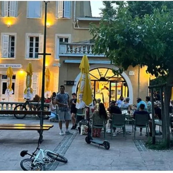Hôtel de la Loube, hotel v destinácii La Roquebrussanne