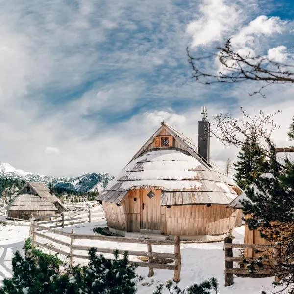 Chalet Lepenatka with Sauna - I feel Alps, khách sạn ở Stahovica