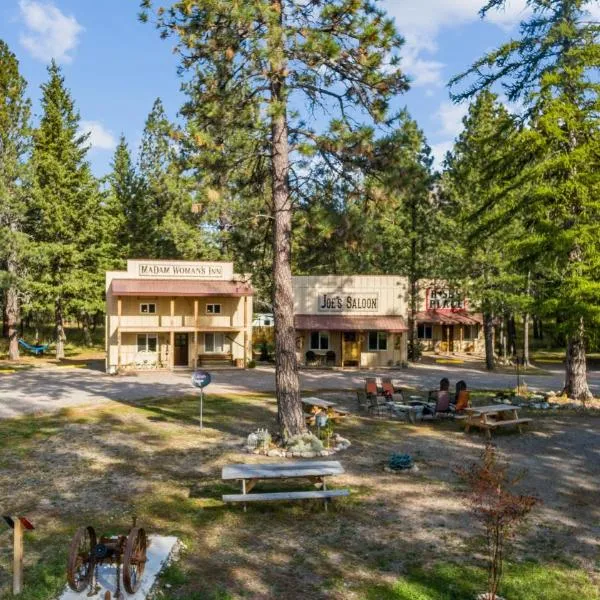 Fort Williamson Glacier Vacation Rentals, hotel v destinaci Columbia Falls