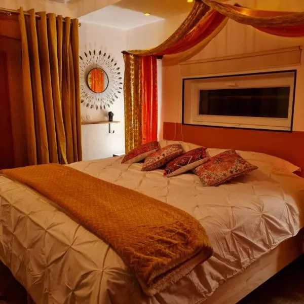 Home Gãyatri, hotell i Angé