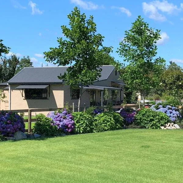 Willow Cottage Retreat, hotel in Brightwater