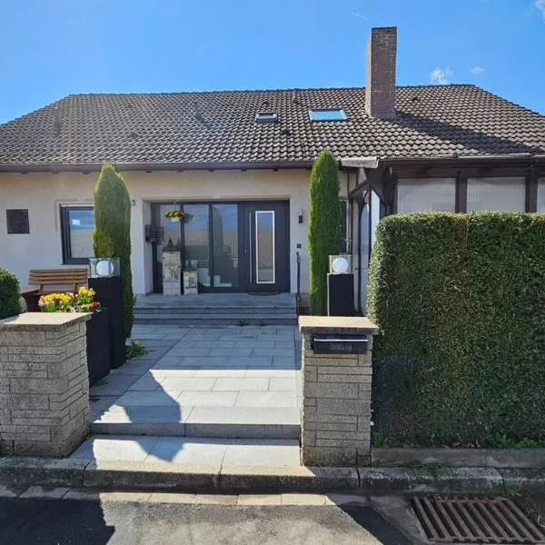 FeWoRebbe familienfreundliche grosse, ruhige und helle Wohnung, hotel v destinaci Heitersheim