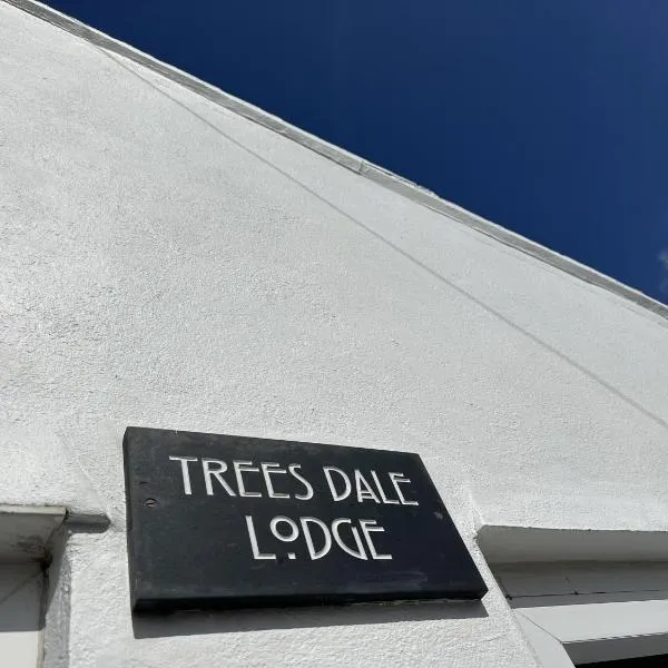 Cozy Coastal Lodge in Hayle, Hotel in Hayle