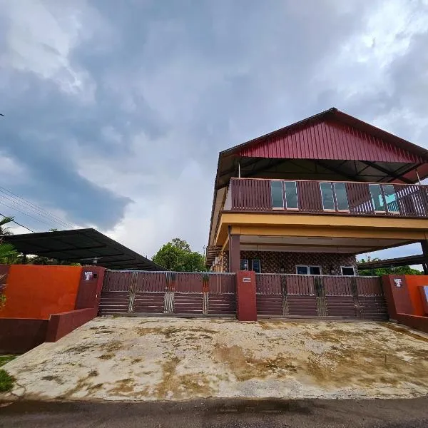 The Blue Guest House, WiFi, Free Parking, Aulong, hotel v destinaci Taiping