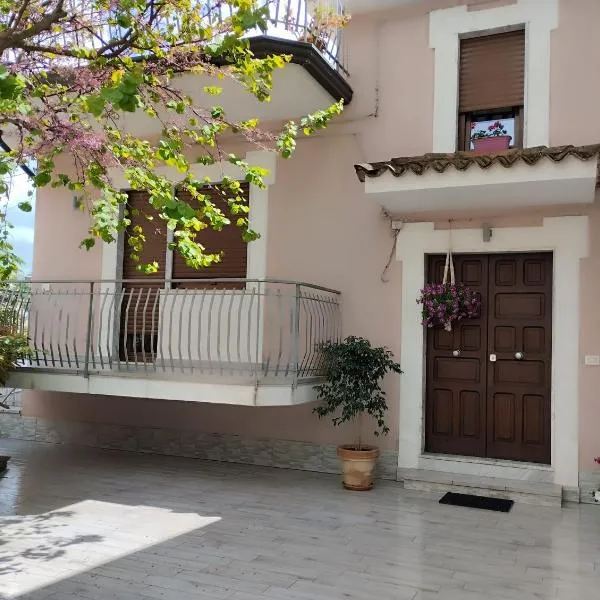 Casa Vacanze da Giovanna, hotel v destinácii Ogliastro Cilento