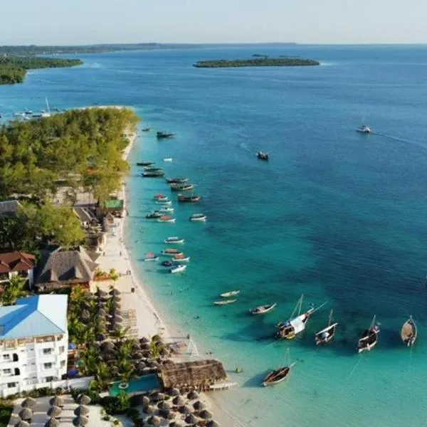 SunSeaBar Beach Resort, hotel en Banda Kuu