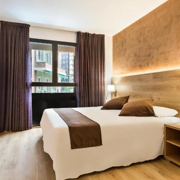 बार्सिलोना में, होटल Hotel Acta Azul Barcelona