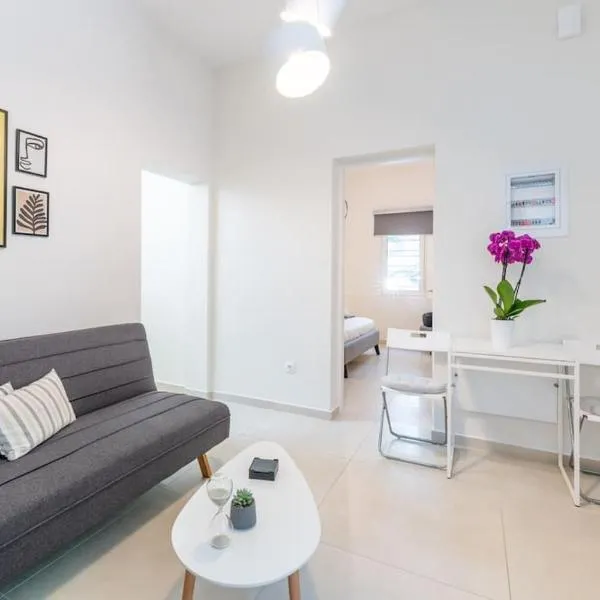 The HostMaster Ethereal Scene: Atina'da bir otel