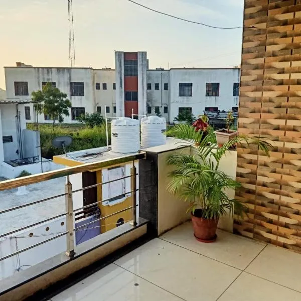 Bhavya Homestay，Garudeshwar的飯店