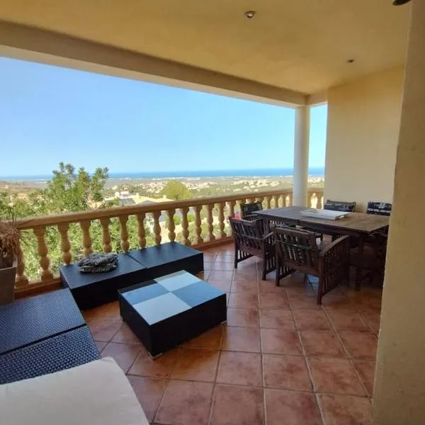 Villa Almunia, hotel Ráfol de Almuniában