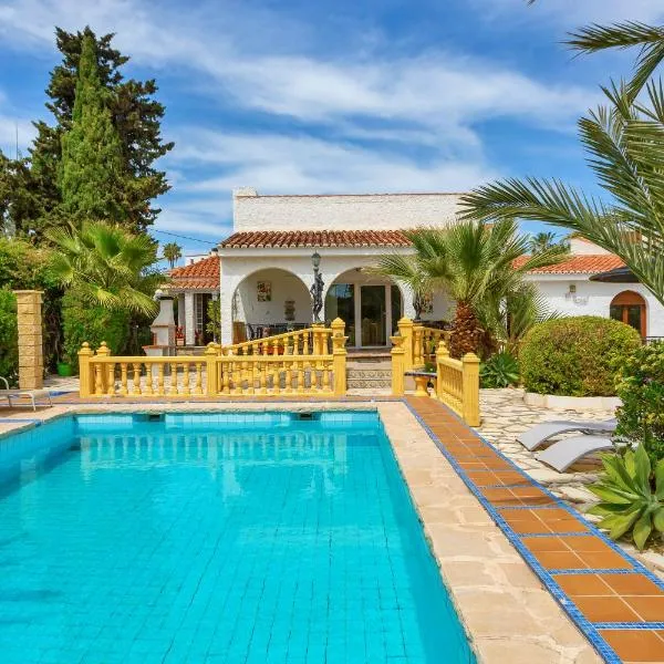 Villa La Font with pool and bbq, hôtel à Alicante
