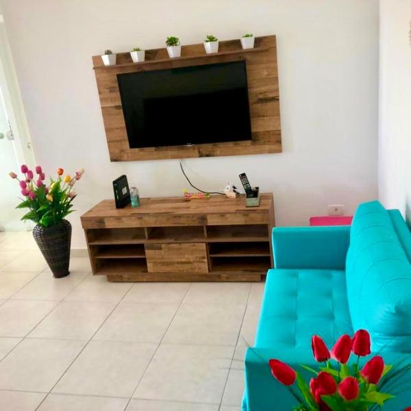 Apto Ubatuba próximo as praias, piscina, Ar condicionado ,Wi-fi, 2 garagens