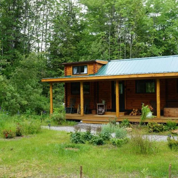 Moonlight Woods - Gardener's Log Cabin, hotel in Duxbury
