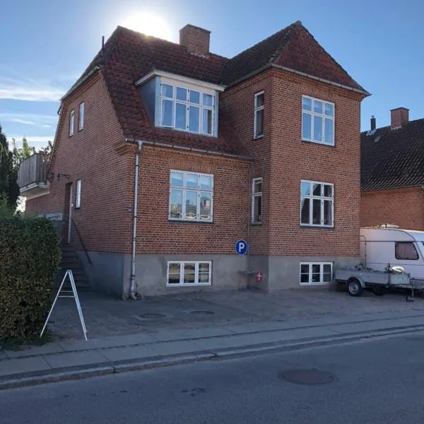 Køge Bed & Kitchen - Rooms, hotel in Vedskølle