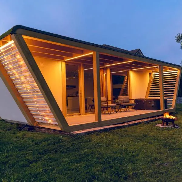 Holiday house Hona Lux, hotel v destinácii Velike Lašče