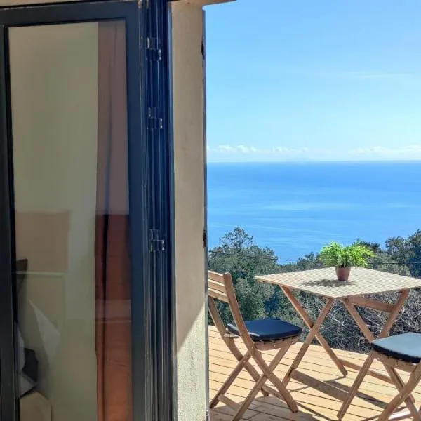 CASAPIETRA, hotel v destinaci Brando
