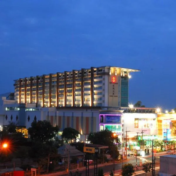 Sunee Grand Hotel and Convention Center, hotel v destinaci Ubon Ratchathani