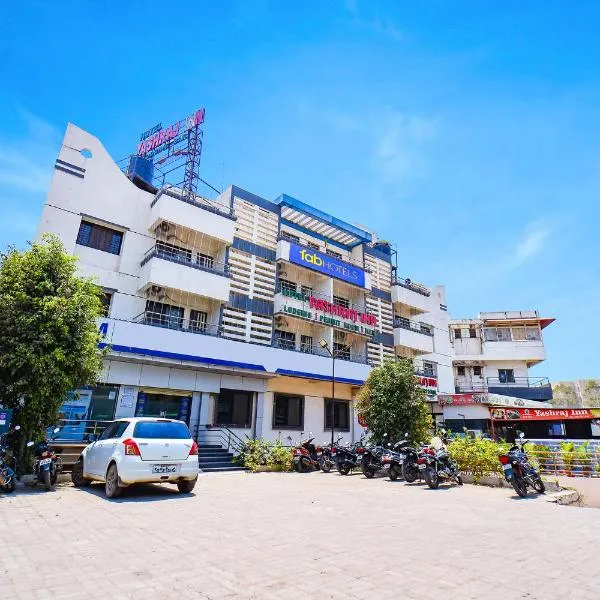 Via Yashraj Inn, hotel u gradu Vagholi
