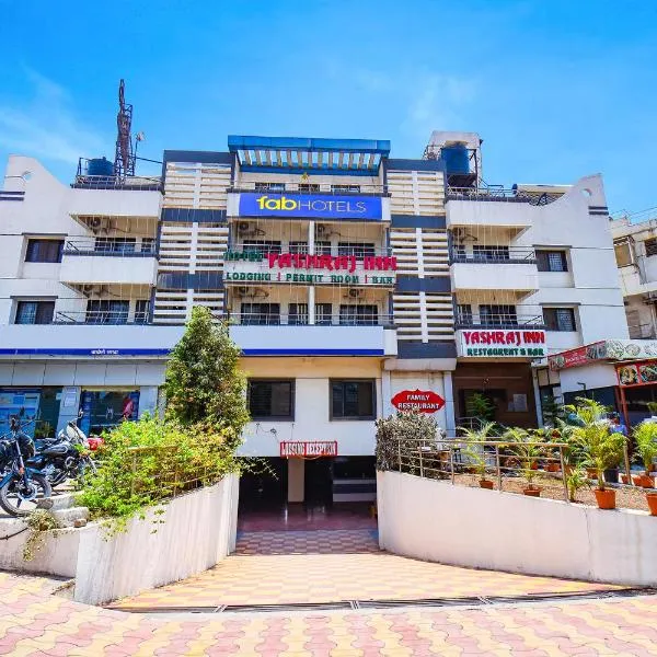 FabHotel Yashraj Inn - BJS College, hotel a Vagholi
