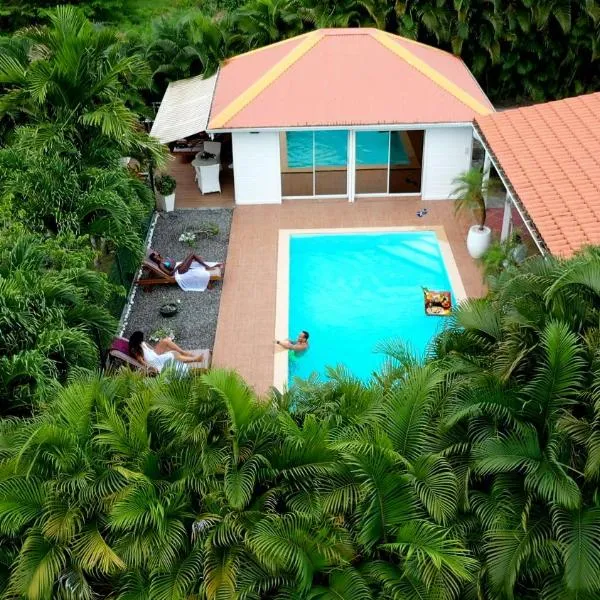 Nature Paradise Pool & Spa - Exceptional Secluded Luxury Location, hotel di Le Diamant