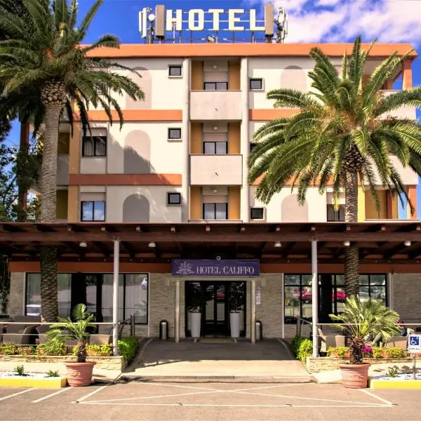 ホテル カリフォ（Hotel Califfo）、クアルトゥ・サンテーレナのホテル