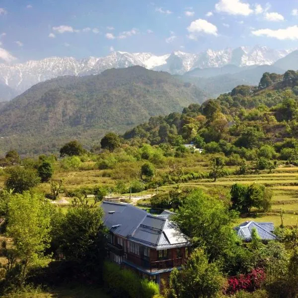 Rendezvous Resort Dharamshala, hotel in Kotla