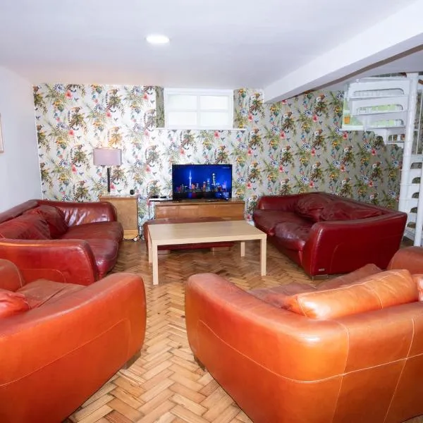Spacious house Liverpool city centre L1, sleeps 16, hotel in Liverpool