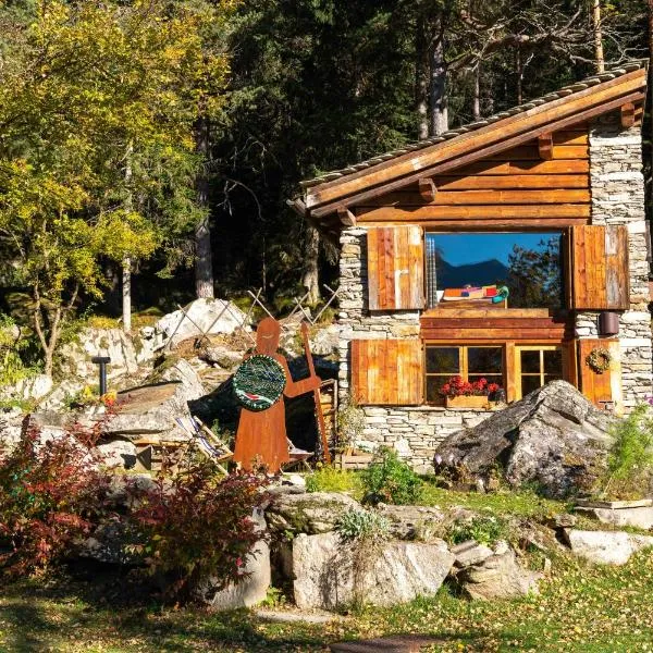 Res Albert - Chalet nel Bosco, hotel v destinaci Chiavenna