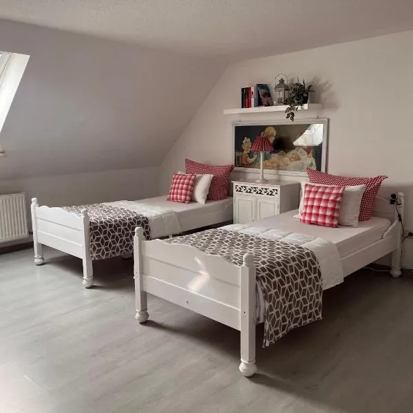 Ferienwohnung Dachstübchen, Hotel in Herzberg am Harz